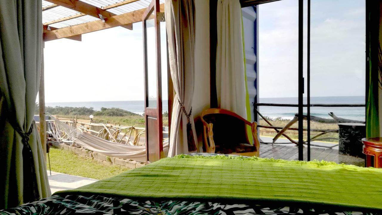 Blue Space Beach House Port Shepstone Esterno foto